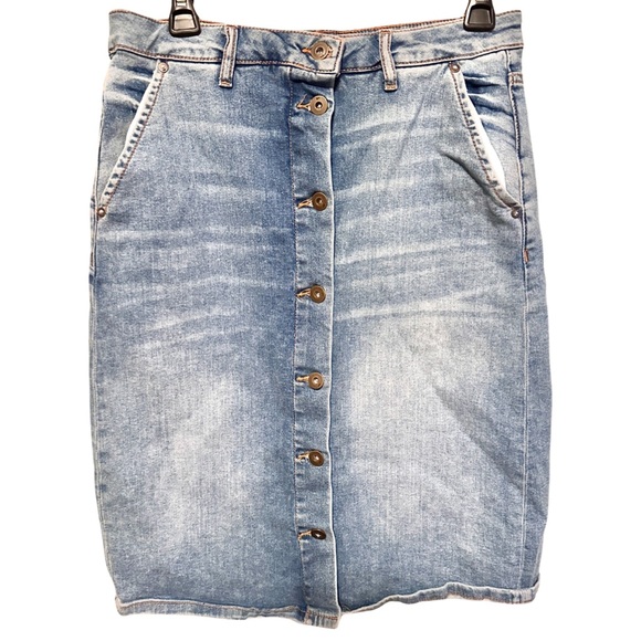 Pilcro Slim Denim Skirt Size 10 - Picture 7 of 8